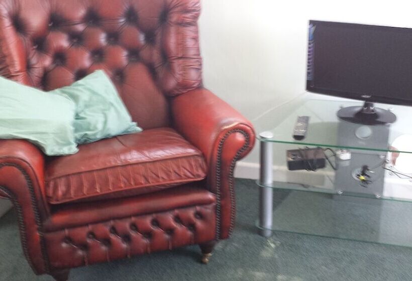 Pensão Simerock Guest House