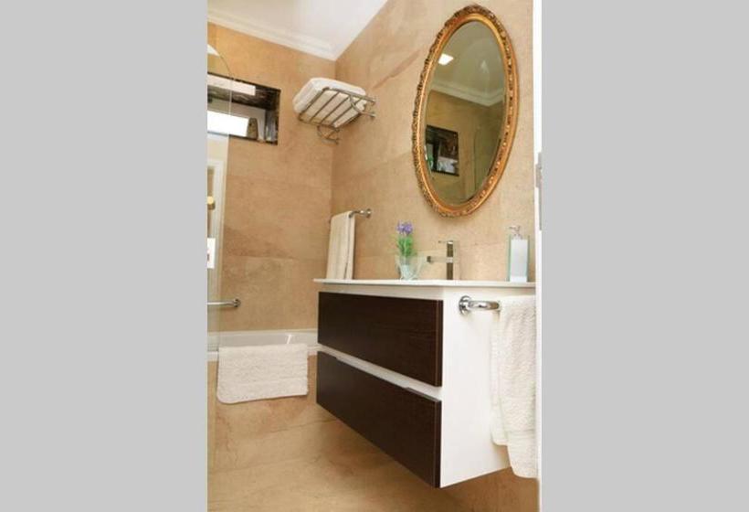 Sea View Villa Private Swimming Pool And Sea Views