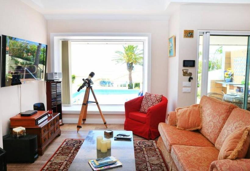 Sea View Villa Private Swimming Pool And Sea Views