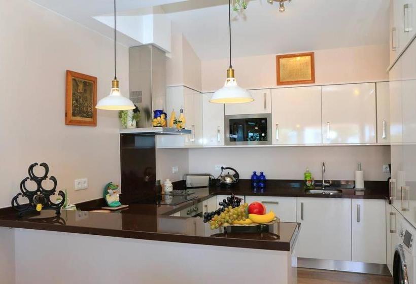 Sea View Villa Private Swimming Pool And Sea Views