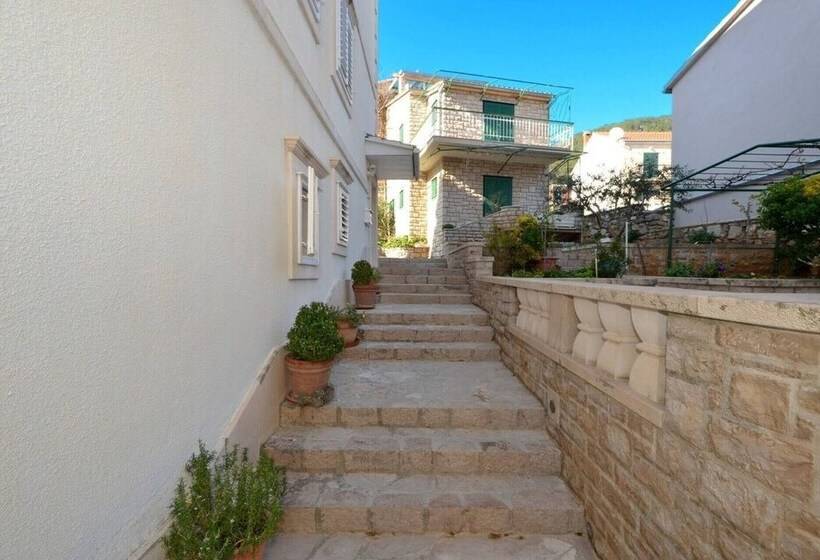 Apartments Newway Bol