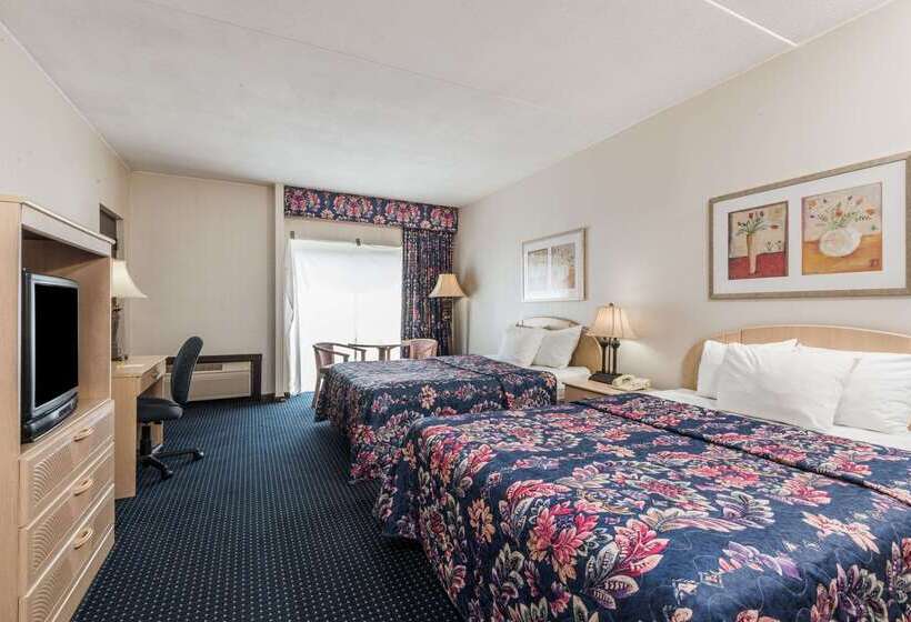 בית מלון כפרי Days Inn By Wyndham Berlin Meriden