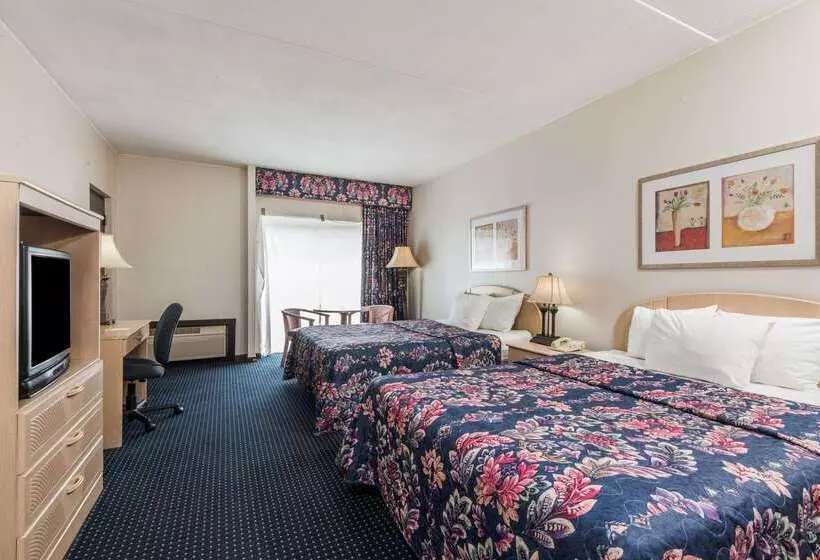 酒店 Days Inn By Wyndham Berlin Meriden