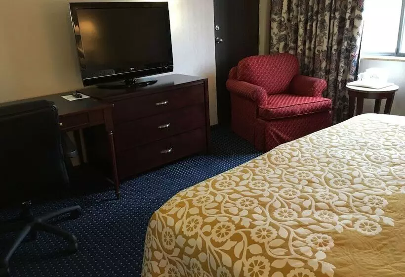 酒店 Days Inn By Wyndham Berlin Meriden