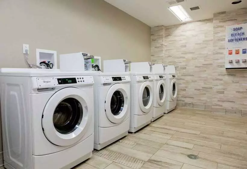 Hotel Embassy Suites By Hilton Lexington Green