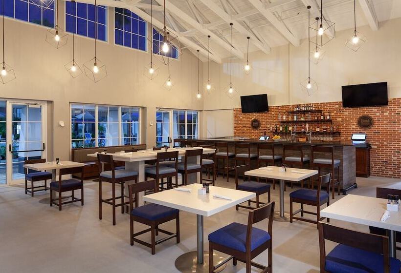 فندق Four Points By Sheraton Orlando Convention Center