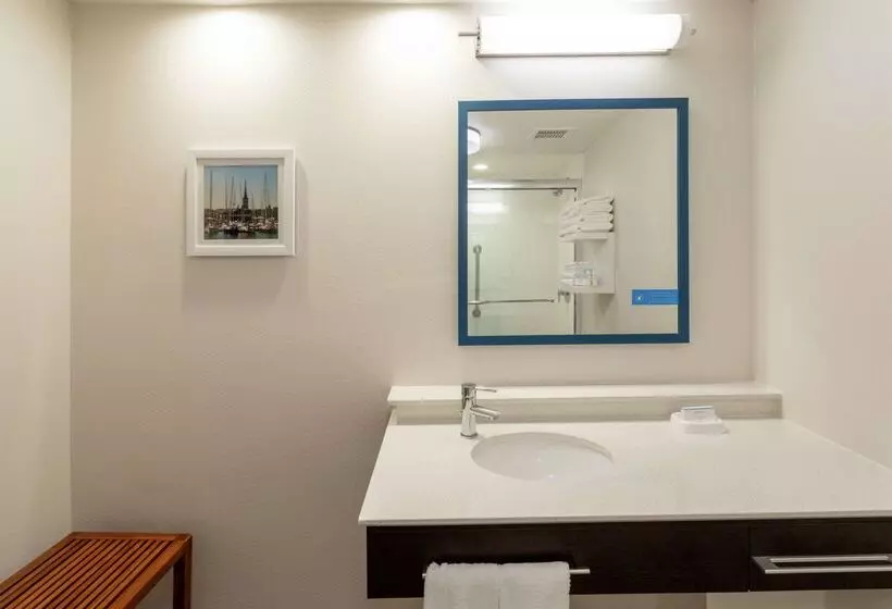 هتل Hampton Inn By Hilton Minneapolis/eagan