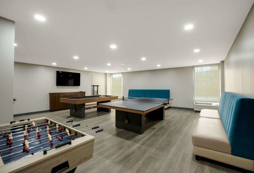 Отель Hampton Inn Philadelphia / Willow Grove