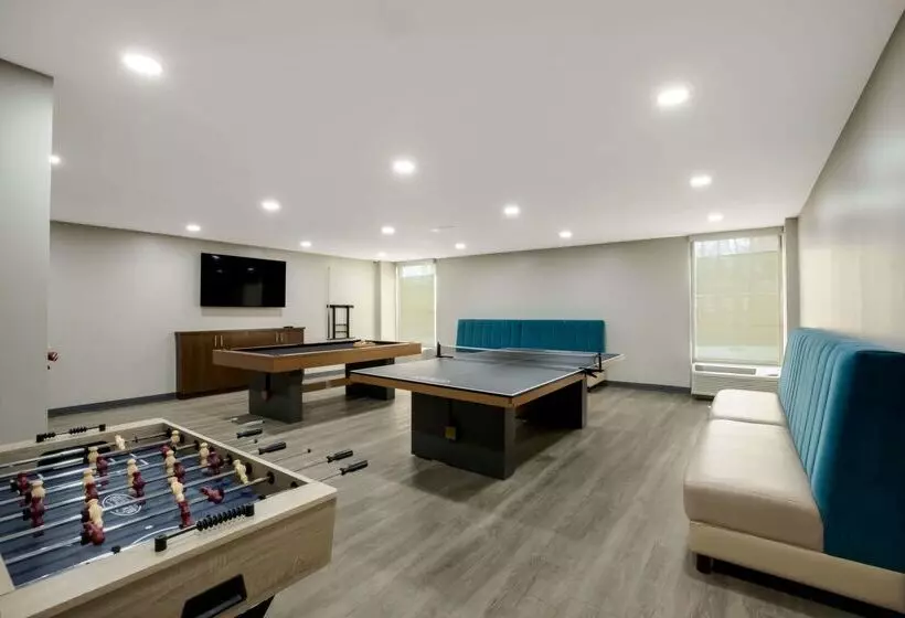 Отель Hampton Inn Philadelphia / Willow Grove