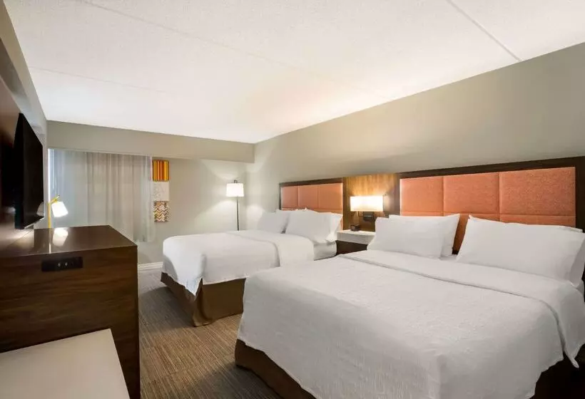 Отель Hampton Inn Philadelphia / Willow Grove