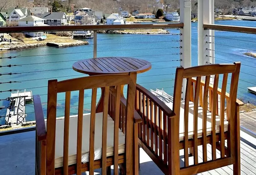 هتل Harborage Inn On The Oceanfront