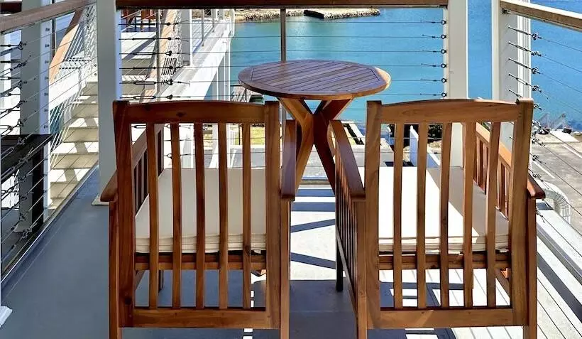 هتل Harborage Inn On The Oceanfront