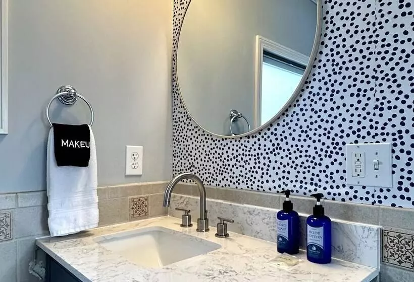 هتل Harborage Inn On The Oceanfront