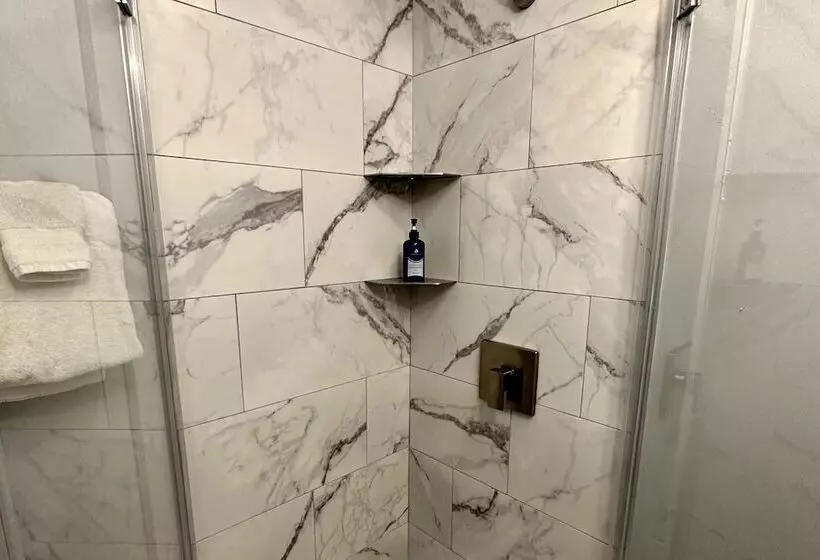 هتل Harborage Inn On The Oceanfront