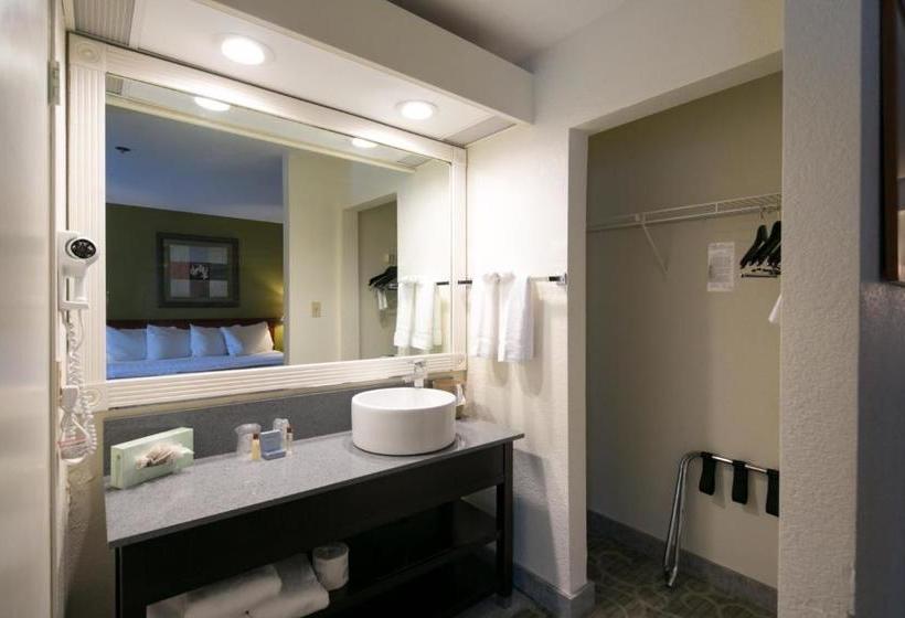 هتل Hawthorn Suites Sacramento