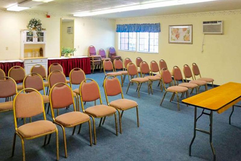 בית מלון כפרי Red Roof Inn Ridgecrest