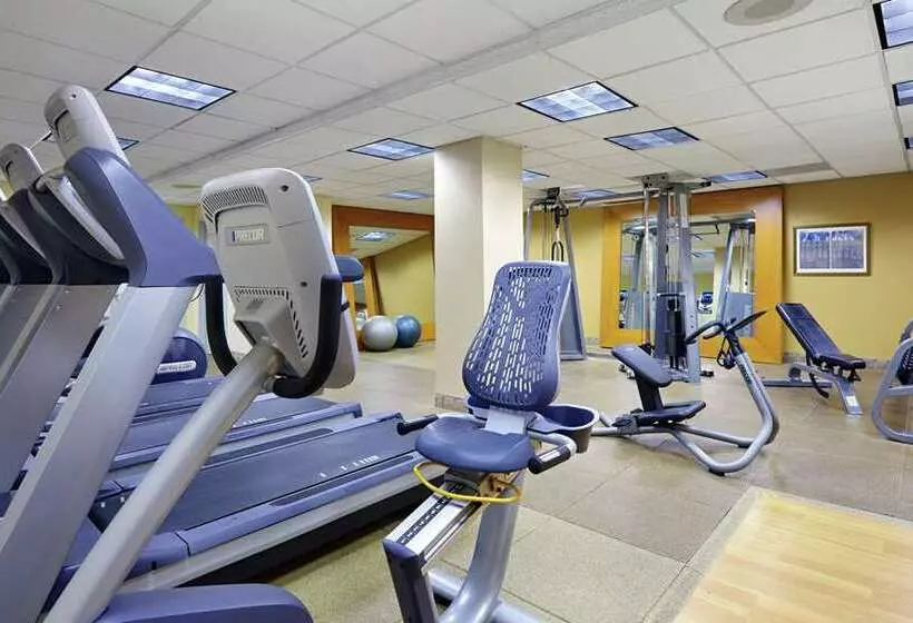 酒店 Hilton Newark Airport