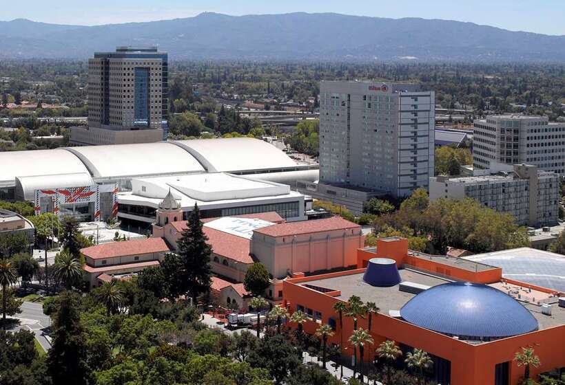 בית מלון כפרי Hilton San Jose