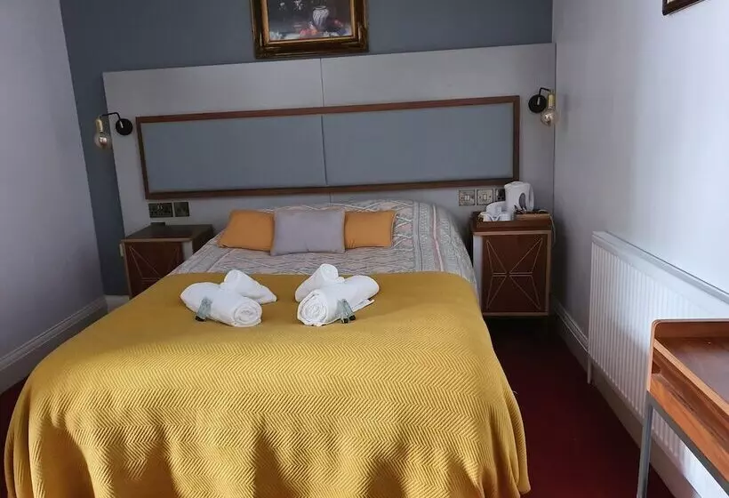 ホテル The Royal Oak