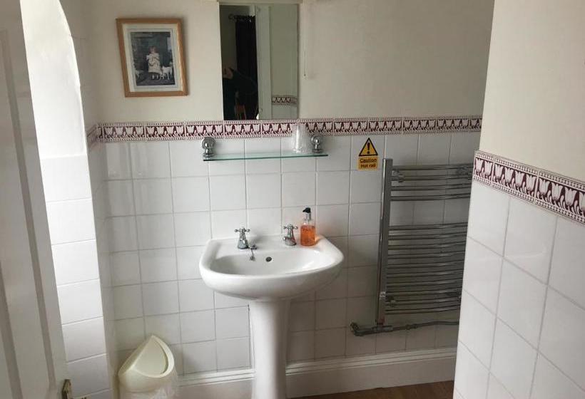 هتل Winston Manor Guesthouse Rooms