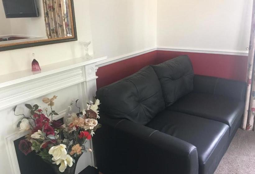 هتل Winston Manor Guesthouse Rooms