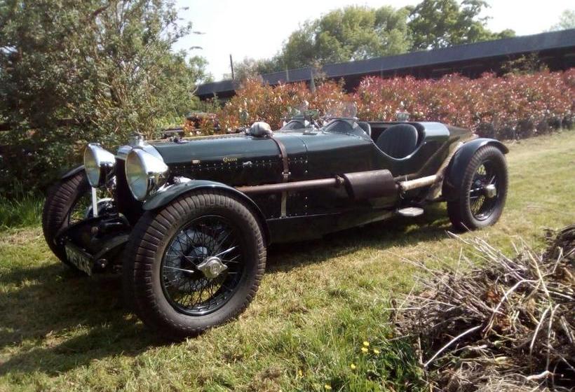 هتل Winston Manor Guesthouse Rooms