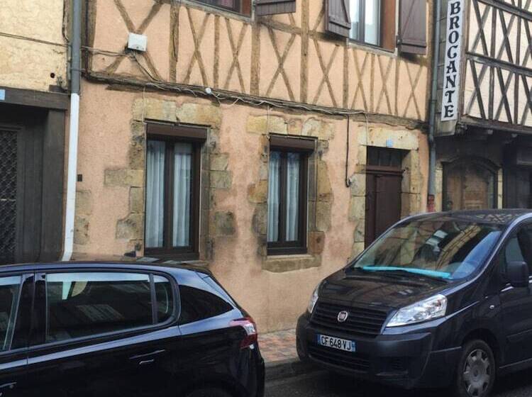 ペンション Chambres à Nogaro