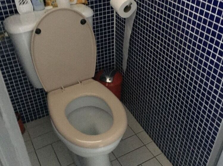 ペンション Chambres à Nogaro