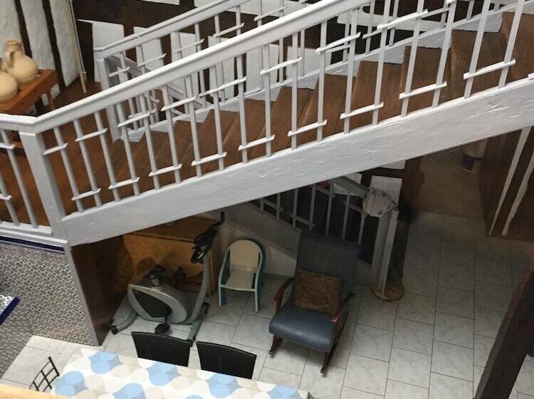 ペンション Chambres à Nogaro