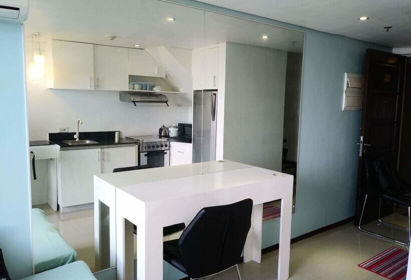 Pension The Persimmon Studios