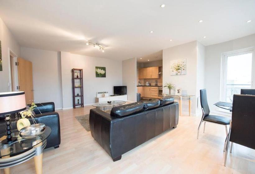 Robinson House Serviced Apartments