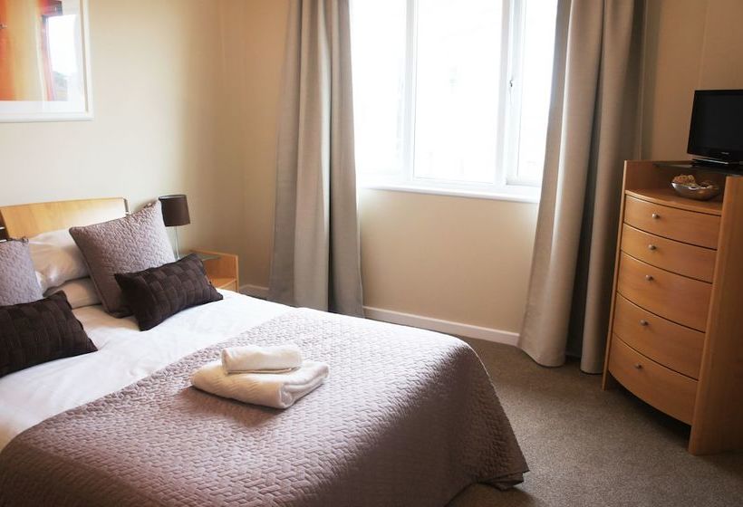 Robinson House Serviced Apartments