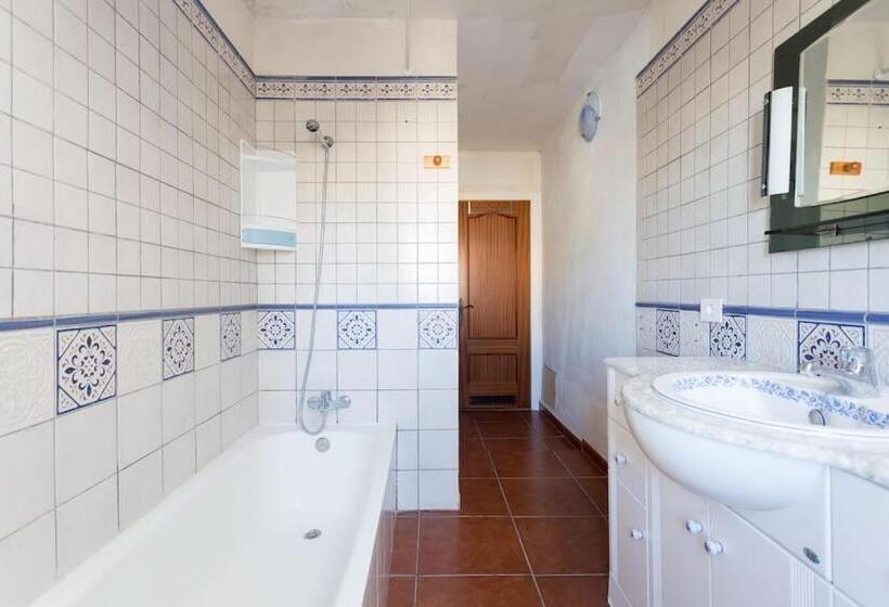 Villa Blanca Tenerife   Complete House   Terrace And Bbq, 5 Minutes From The Beach And Airport