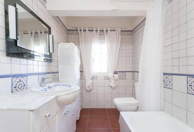 Villa Blanca Tenerife   Complete House   Terrace And Bbq, 5 Minutes From The Beach And Airport