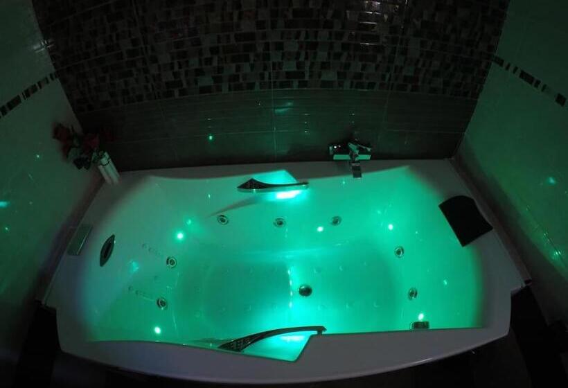 Villa Blanca Tenerife   Complete House   Terrace And Bbq, 5 Minutes From The Beach And Airport