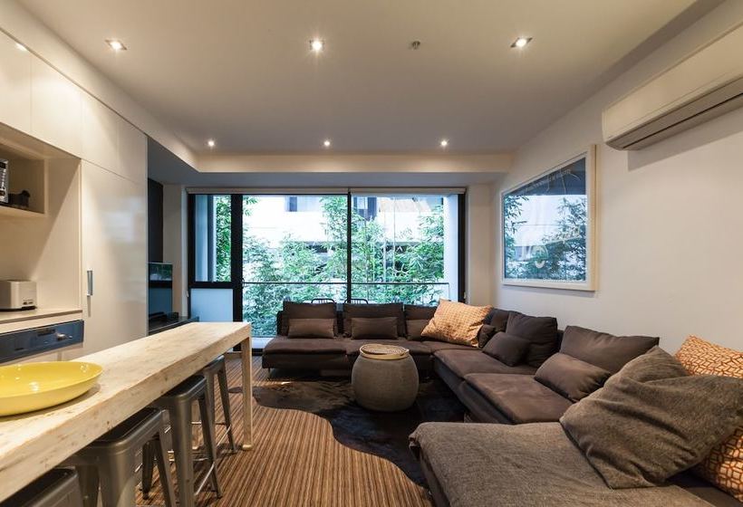 Zach, 1bdr St.kilda Apartment