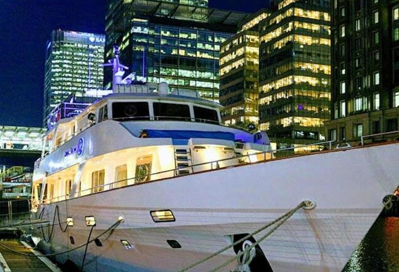 ホテル Absolute Pleasure Yacht