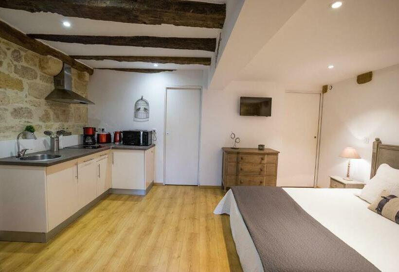 La Petite Salamandre