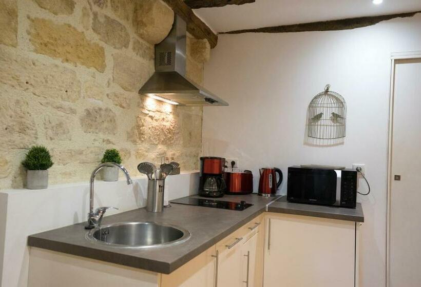 La Petite Salamandre