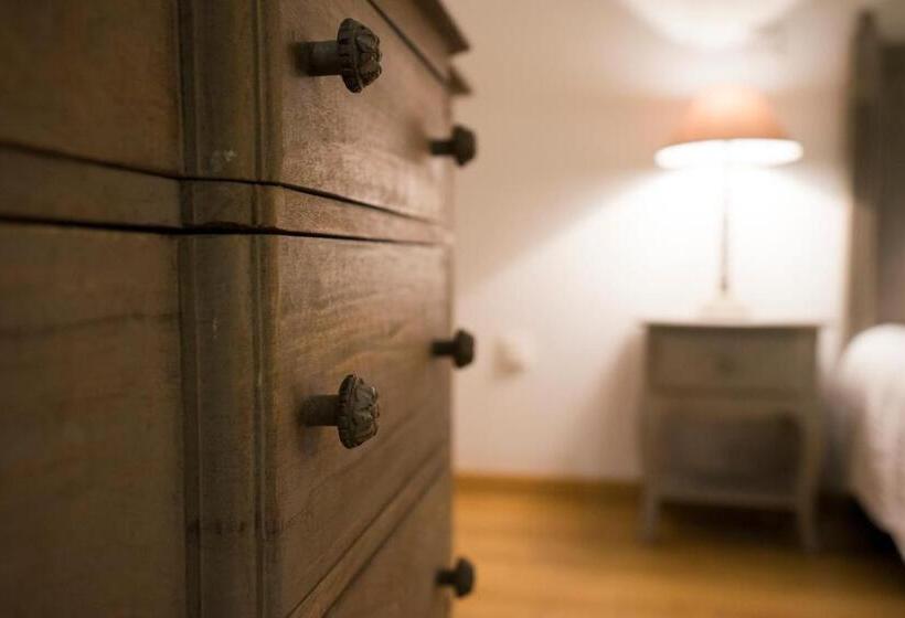 La Petite Salamandre