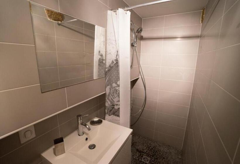 La Petite Salamandre