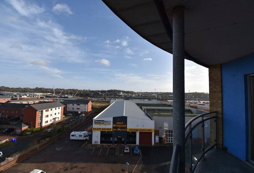 Rapier Heights Penthouse Apartment