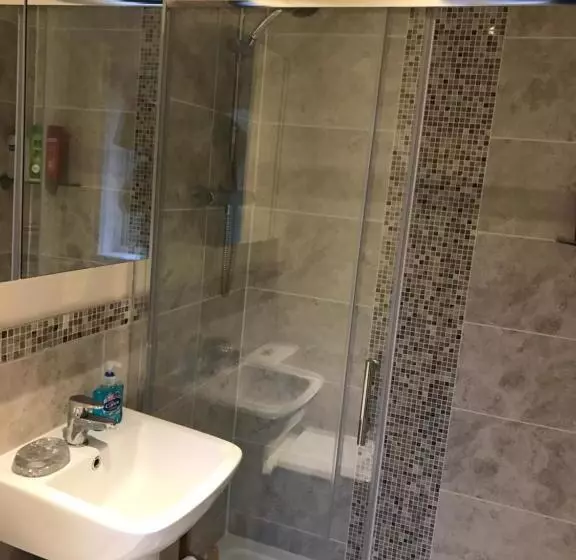 اقامتگاه Sage House