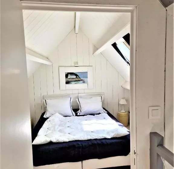 ベッドアンドブレックファースト Les Chambres Du Keriolet