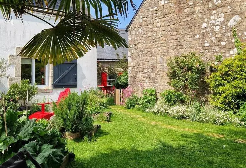 ベッドアンドブレックファースト Les Chambres Du Keriolet