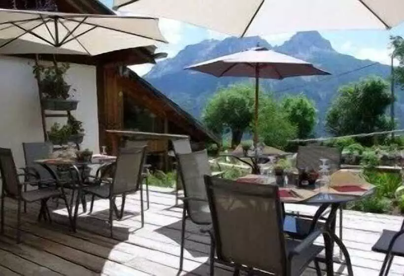 Hotelli Chalet Les Blancs