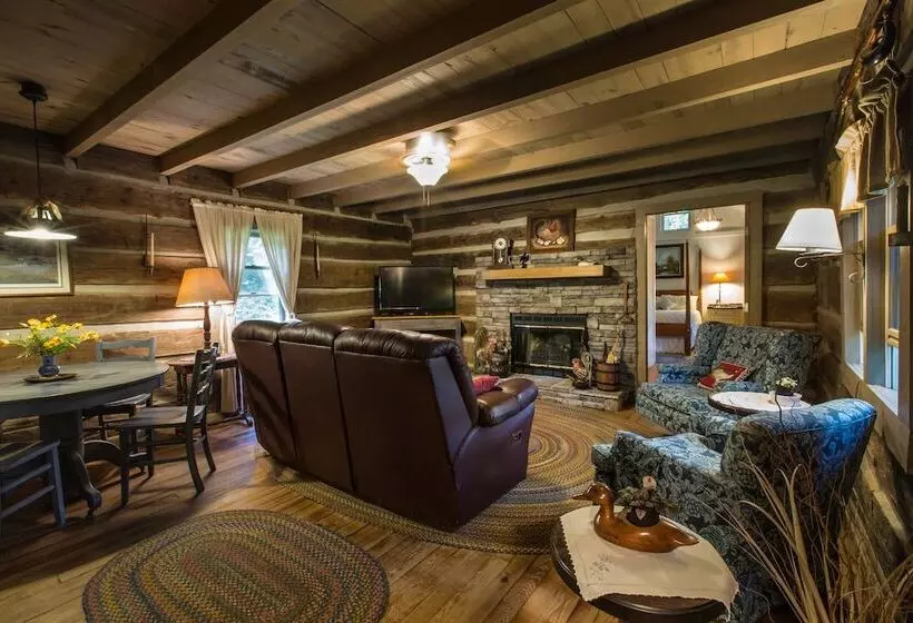 Lake Santeetlah Log Cabin