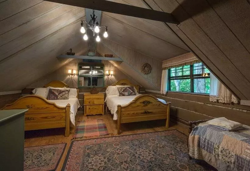 Lake Santeetlah Log Cabin