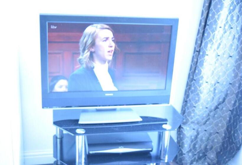 Пансион Regent Guest House Grimsby