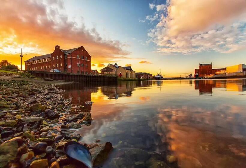 Пансион Regent Guest House Grimsby